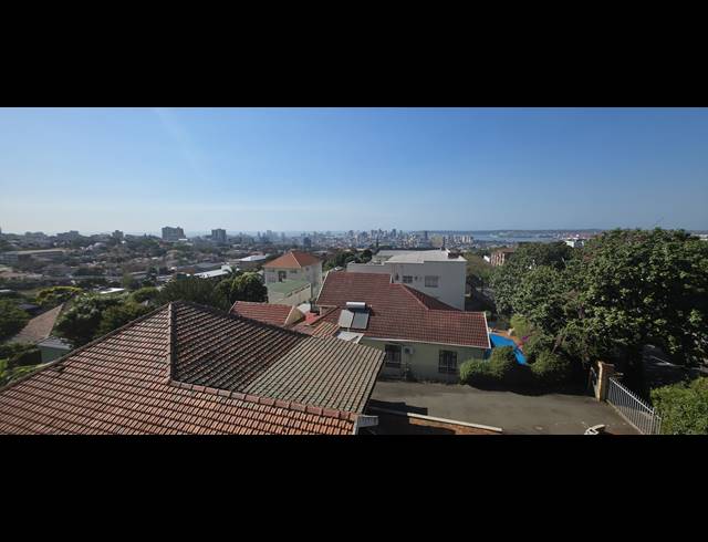 3 BEDROOM APARTMENT FOR SALE IN BULWER